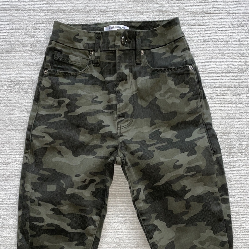 Good American | Skinny Jeans - Picture 2 of 6